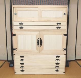 桐たんす 肥前桐民芸 静岡産 加茂産 総桐箪笥等様々なサイズや 桐たんす 肥前桐民芸 静岡産 加茂産 総桐箪笥等様々なサイズや