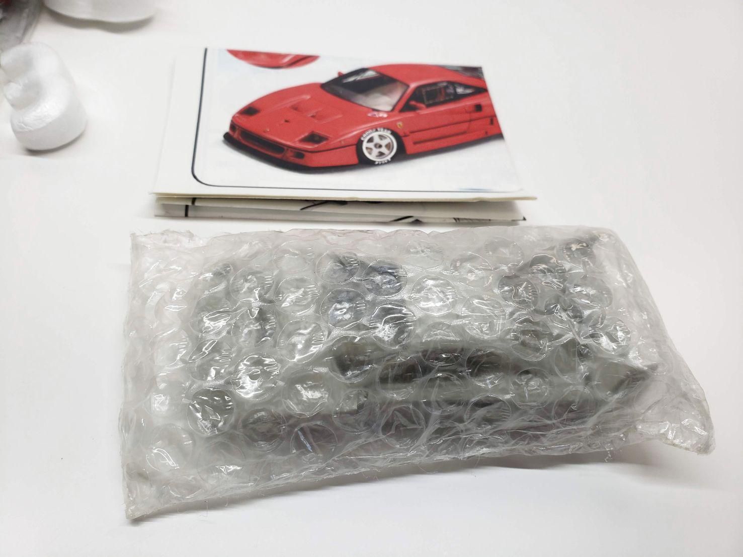 フェラーリ F40 コンペティツィオーネ 1990レッド