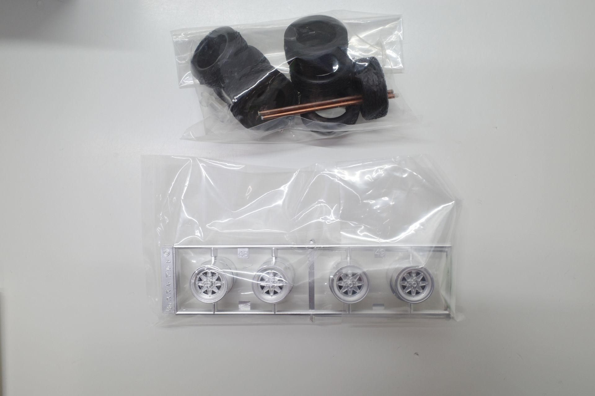 アオシマ 1/20 スズキ 初代 SS30V ALTO アルト '79 / SS20 CERVO