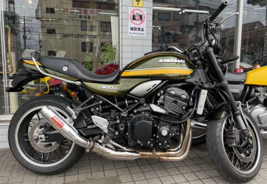z900rs  42.7パイ　ブラックモナカマフラーUPタイプ