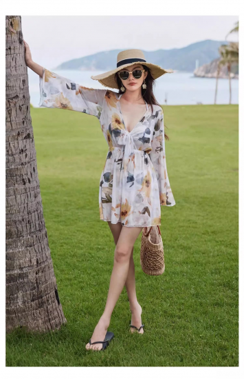 ★Zimmermann★ Cascadian ホルターネック 花柄 ワンピース水着 水着 ワンピース水着 ホルターネック 花柄 スリットスカート