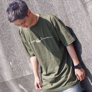 <img class='new_mark_img1' src='https://img.shop-pro.jp/img/new/icons24.gif' style='border:none;display:inline;margin:0px;padding:0px;width:auto;' />【50%OFF】ロゴTシャツ（オリジナルタグ付き）