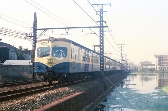 国鉄阪和線 鶴が丘→南田辺 旧線 昭和51 1976 - 神戸フォトミュージアム