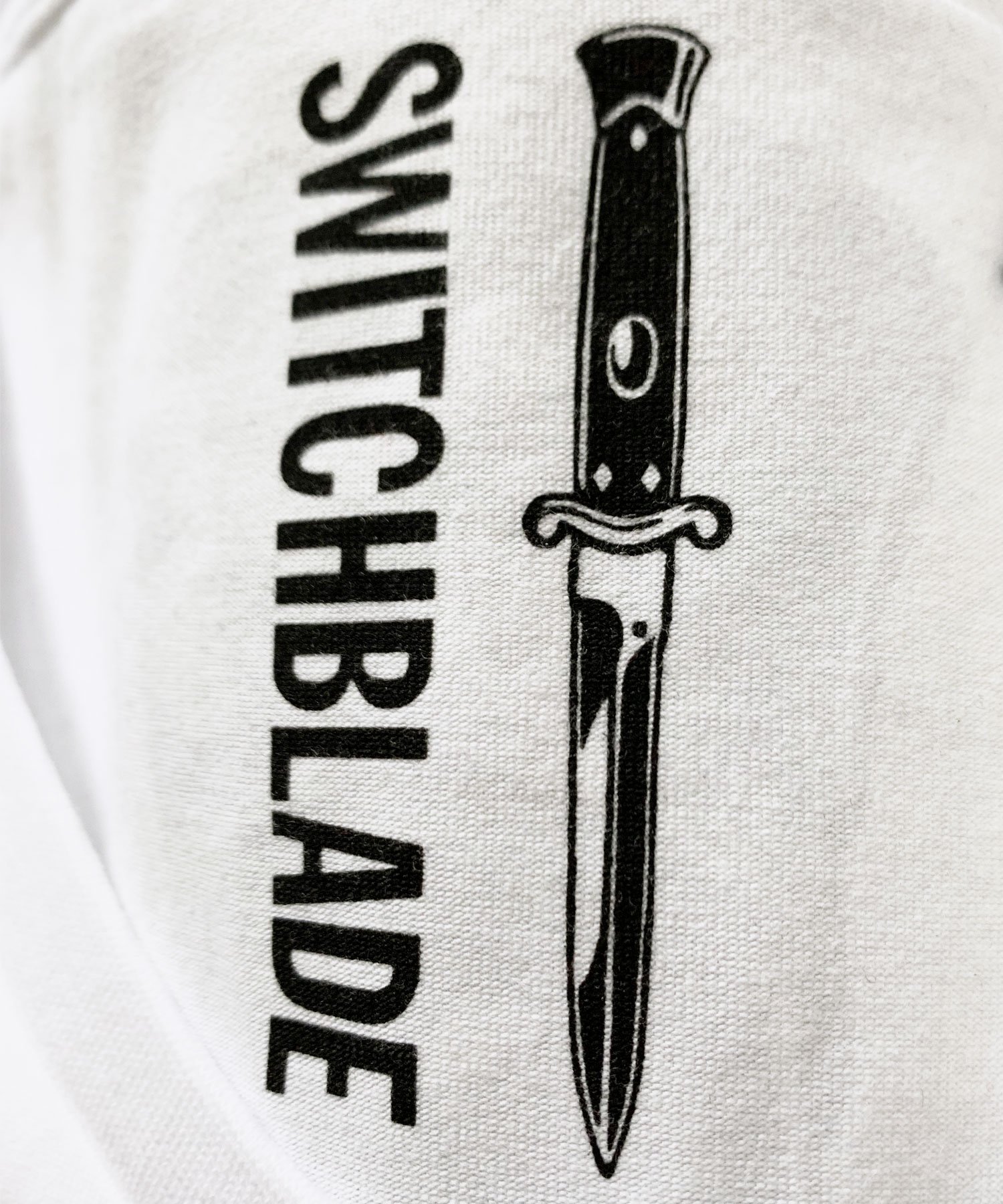 SWITCHBLADE（スイッチブレード）KNIFE ARCH LOGO TEE【WHITE