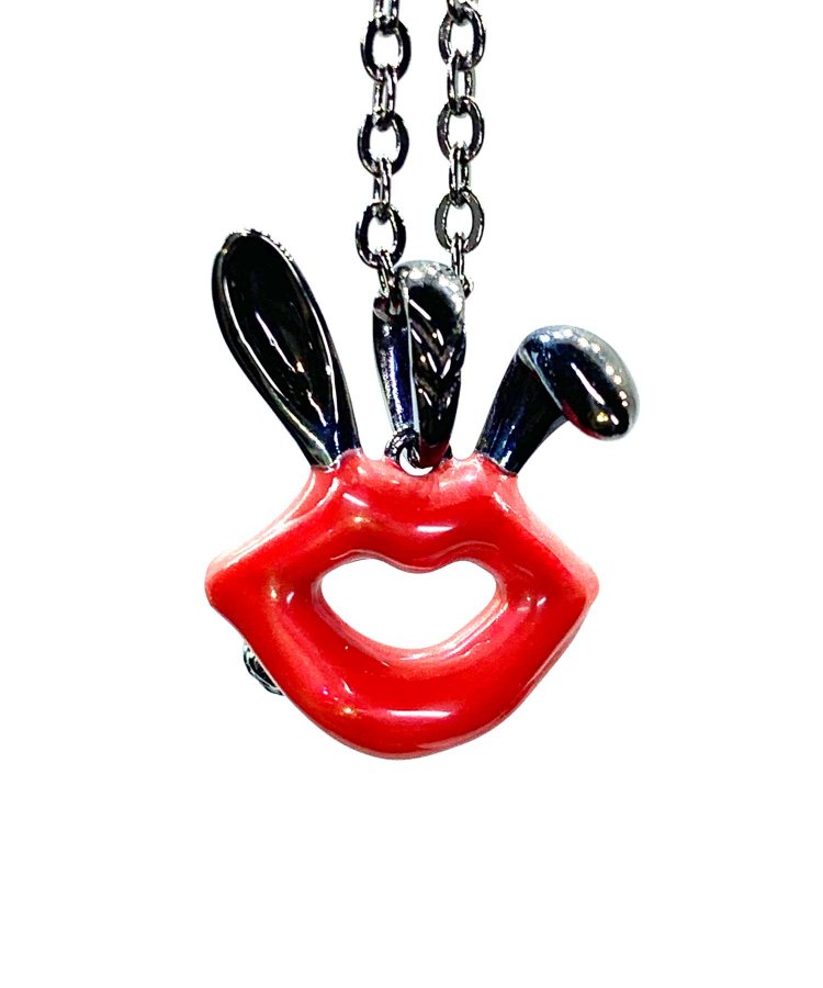 Lips ＆ Tips（リップス＆ティップス)  ROUGE LIP BUNNY CHARM 