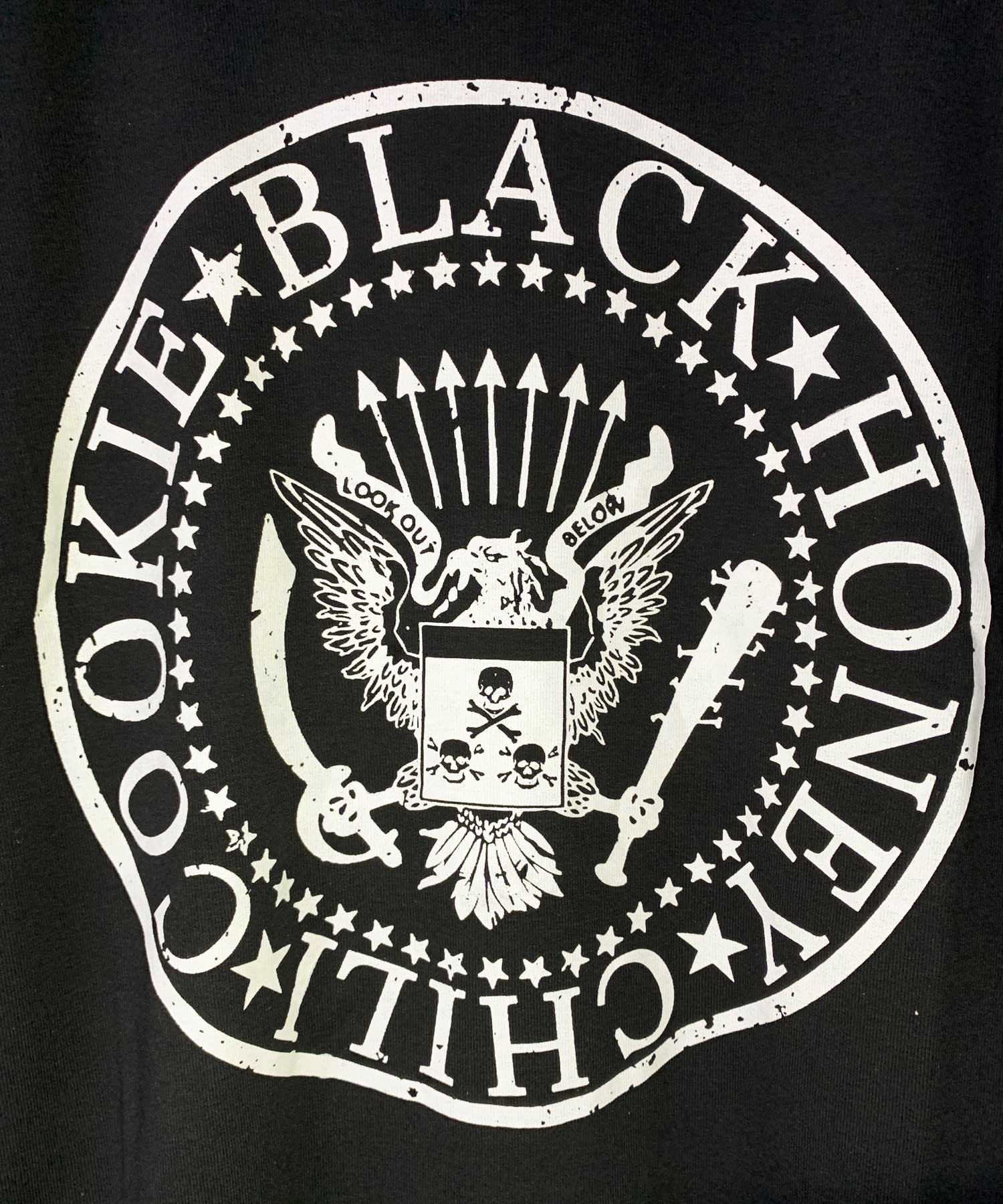 BLACK HONEY CHILI COOKIE（ブラックハニーチリクッキー）Great Seal Tee 【Black】
