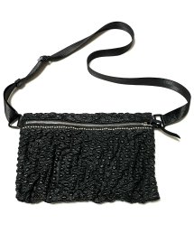 KMRii（ケムリ）Mutant Square Pouch