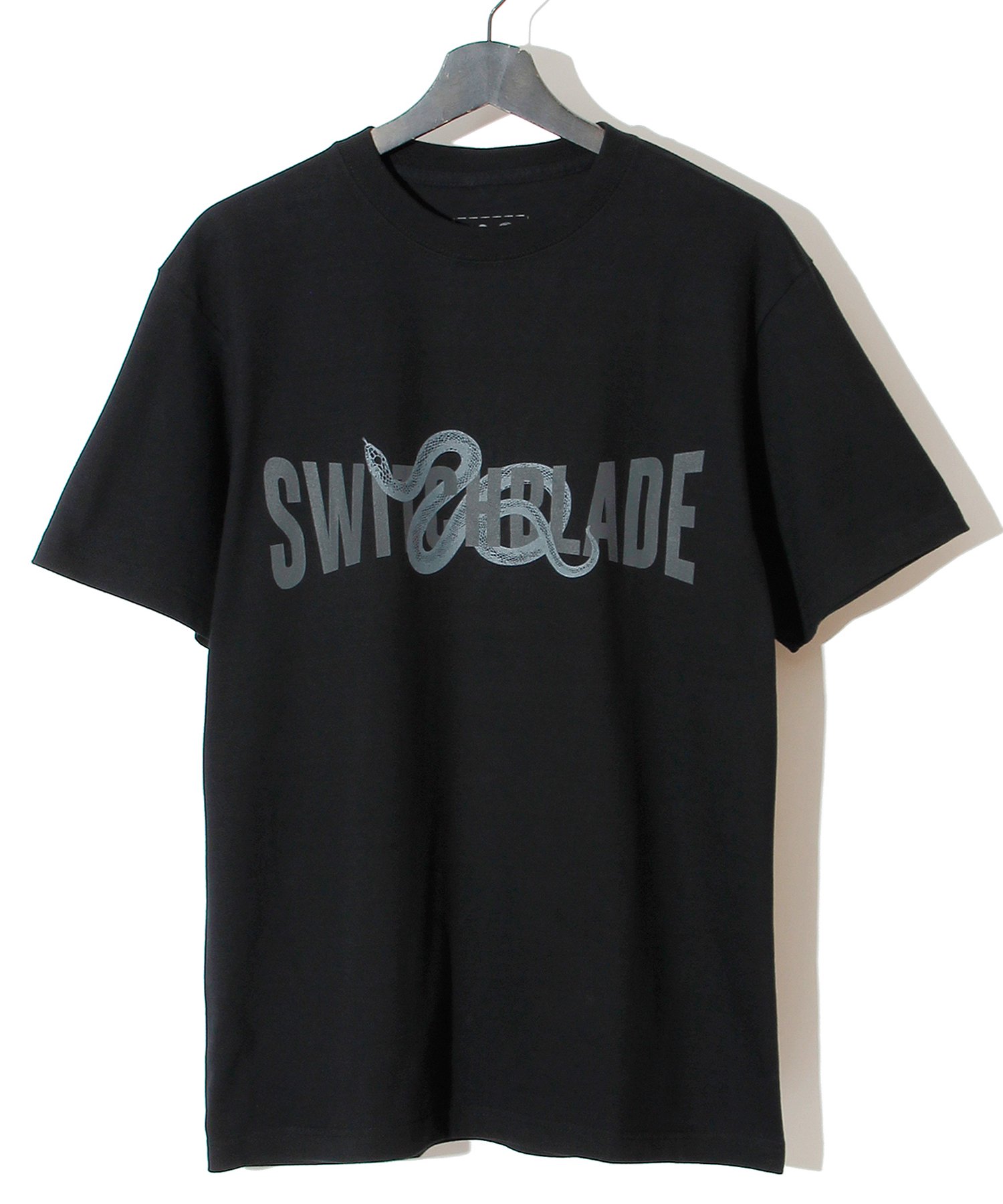 SWITCHBLADE （スイッチブレード） SNAKES AND CURVED LETTERS TEE【BLACK】