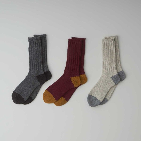 <img class='new_mark_img1' src='https://img.shop-pro.jp/img/new/icons1.gif' style='border:none;display:inline;margin:0px;padding:0px;width:auto;' />CURLY(カーリー)/ECOLOGICAL BICOLOR SOCKS
