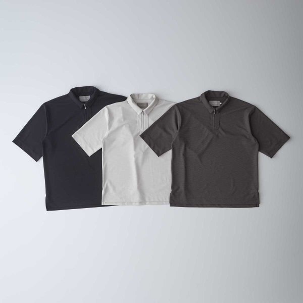 <img class='new_mark_img1' src='https://img.shop-pro.jp/img/new/icons1.gif' style='border:none;display:inline;margin:0px;padding:0px;width:auto;' />CURLY(꡼)/HALF ZIP POLO SHIRT