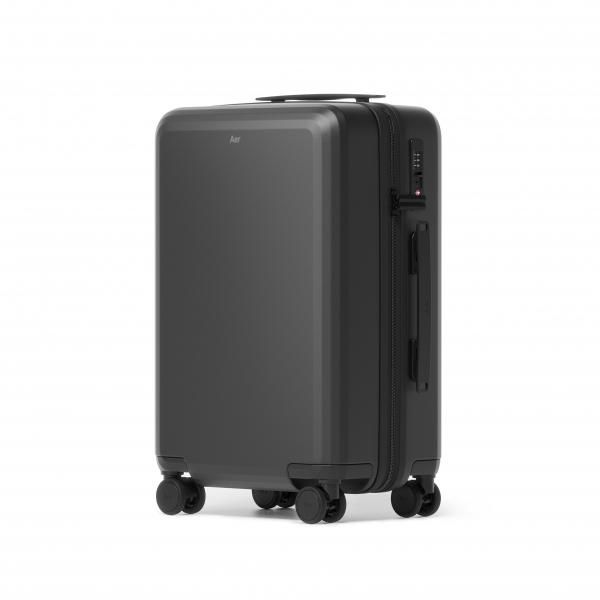 AER()/Carry-On Small Black()