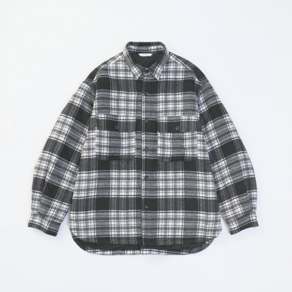 <img class='new_mark_img1' src='https://img.shop-pro.jp/img/new/icons1.gif' style='border:none;display:inline;margin:0px;padding:0px;width:auto;' />VICTIM(ƥ)/PADDING CHECK SHIRT JACKET