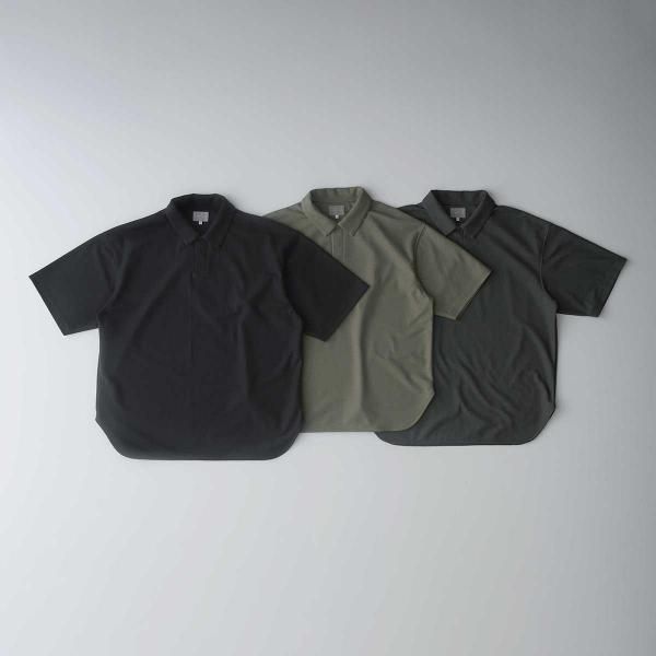 <img class='new_mark_img1' src='https://img.shop-pro.jp/img/new/icons1.gif' style='border:none;display:inline;margin:0px;padding:0px;width:auto;' />CURLY(꡼)/BIRDS-EYE JERSEY POLO SHIRT