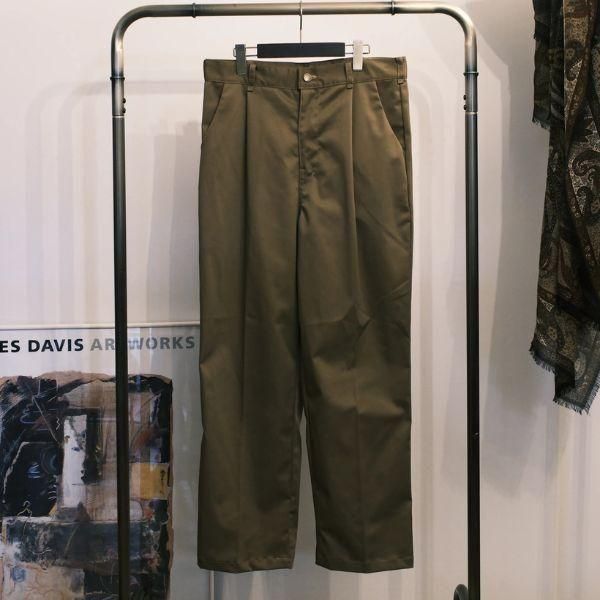 <img class='new_mark_img1' src='https://img.shop-pro.jp/img/new/icons1.gif' style='border:none;display:inline;margin:0px;padding:0px;width:auto;' />SOURCE()/BASIC 1 TUCK PANTS