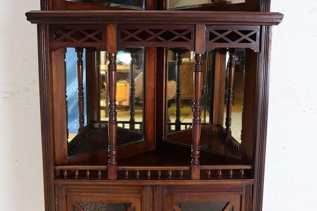 英国アンティークコーナーキャビネット | クラシック収納