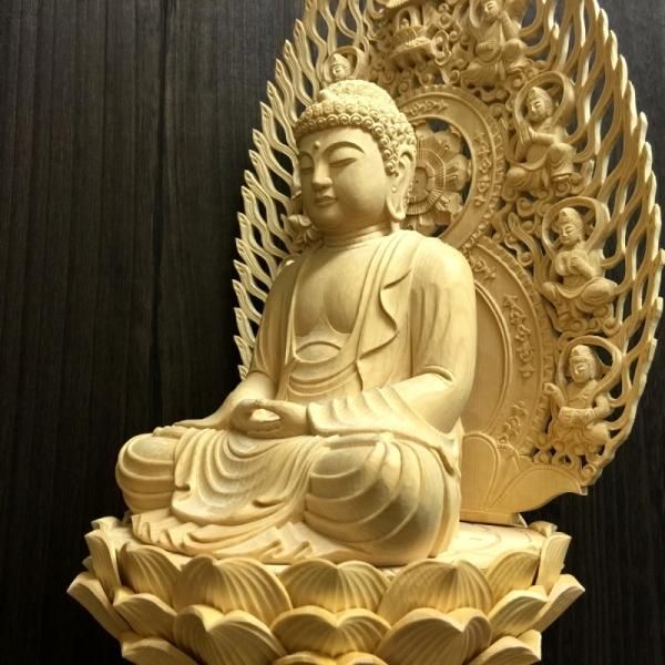 釈迦如来】 桧木 飛天光背八角台 坐6.0寸 総高60cm
