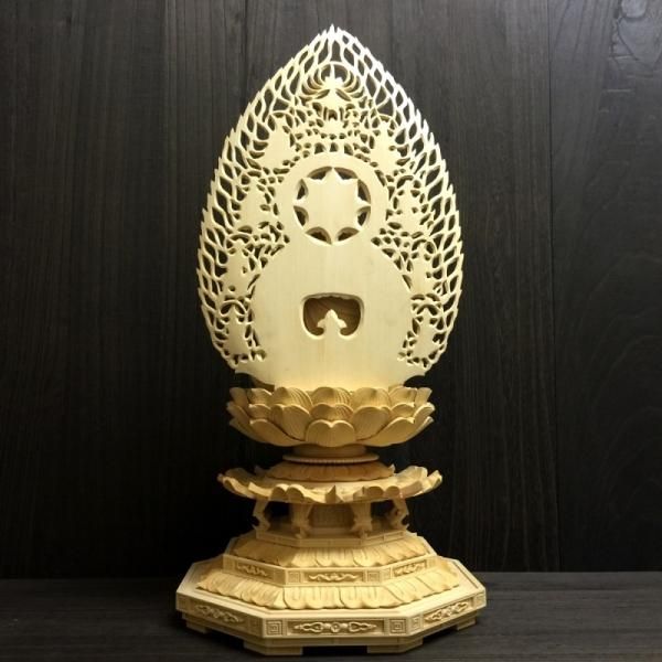 釈迦如来】 桧木 飛天光背八角台 坐6.0寸 総高60cm
