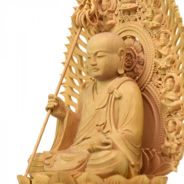 木彫り仏像 【地蔵菩薩坐像】 飛天光背八角台 柘植（ツゲ） お地蔵さん