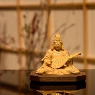 八臂弁財天（弁才天）】 白檀丸型香合仏 直径6cm