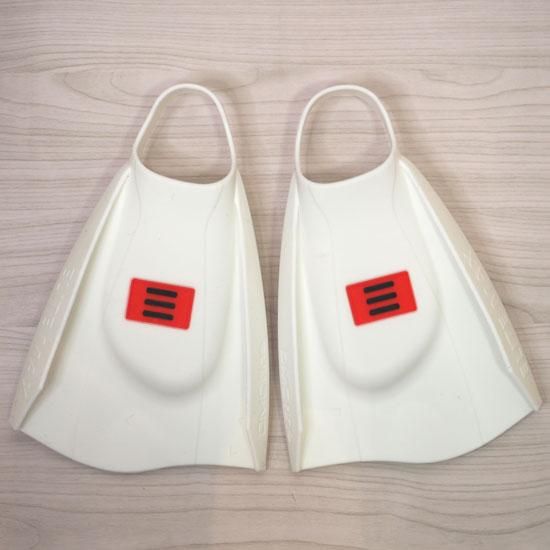 DMC ELITE MAX ホワイト ボディボードフィン DMCエリートマックスフィン【DMC FINS】ホワイト フィンバッグ付