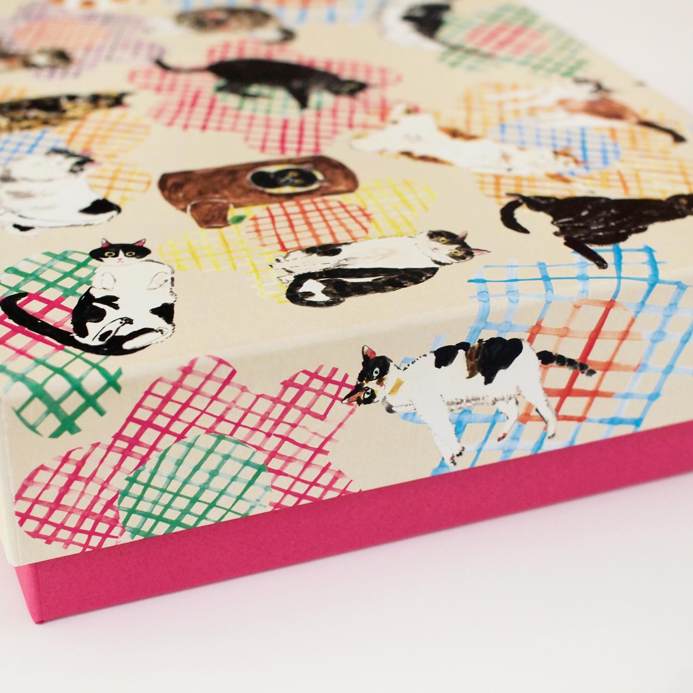 猫博vol.10「チェックの花と猫」の貼り箱（A5サイズ