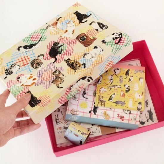 猫博vol.10「チェックの花と猫」の貼り箱（A5サイズ） - Papermessaage