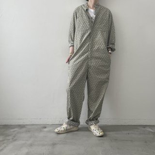 R&D.M.Co- SMOKEY BURNET JUMP SUIT<img class='new_mark_img2' src='https://img.shop-pro.jp/img/new/icons64.gif' style='border:none;display:inline;margin:0px;padding:0px;width:auto;' />