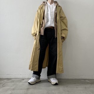 OLDMAN'S TAILOR SHOP COAT / BEIGE<img class='new_mark_img2' src='https://img.shop-pro.jp/img/new/icons64.gif' style='border:none;display:inline;margin:0px;padding:0px;width:auto;' />
