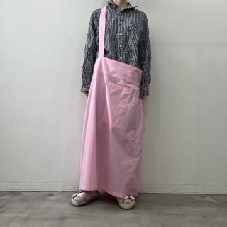 Yarmo<br>One Shoulder Apron Skirt / Pink<img class='new_mark_img2' src='https://img.shop-pro.jp/img/new/icons64.gif' style='border:none;display:inline;margin:0px;padding:0px;width:auto;' />