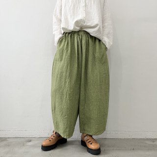 Manuelle Guibal<br>LARGE PANT NUM / ARMY<img class='new_mark_img2' src='https://img.shop-pro.jp/img/new/icons64.gif' style='border:none;display:inline;margin:0px;padding:0px;width:auto;' />