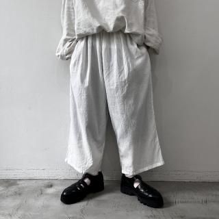 R&D.M.Co- GARMENT DYE GUM PANTS / White