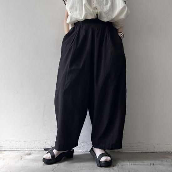 ※お値下げ［新品・未着用］Khadi and Co のStar（ウール） Khadi and Co カディーアンドコー : STAR ウールワイドパンツ