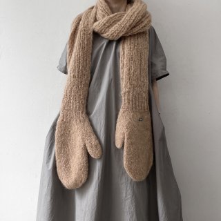 rosa mosa MITTONS SCARF COMBO / Camel<img class='new_mark_img2' src='https://img.shop-pro.jp/img/new/icons64.gif' style='border:none;display:inline;margin:0px;padding:0px;width:auto;' />