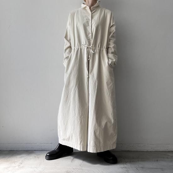 ALBUM DI FAMIGLIA OVERSIZED COLLAR JUMPSUIT V / OFF WHITE - ＋ING