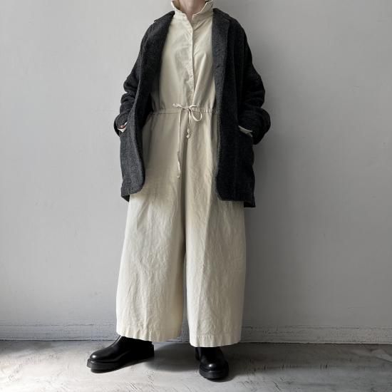 ALBUM DI FAMIGLIA OVERSIZED COLLAR JUMPSUIT V / OFF WHITE - ＋ING