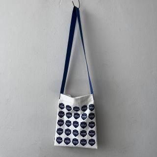 R&D.M.Co-<br>TRADMARK SHOULDER BAG<img class='new_mark_img2' src='https://img.shop-pro.jp/img/new/icons64.gif' style='border:none;display:inline;margin:0px;padding:0px;width:auto;' />