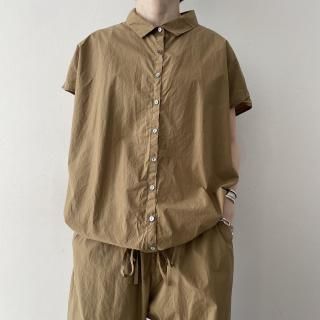 ALBUM DI FAMIGLIA<br> SHORT SLEEVELESS SHIRT TC / Gold<img class='new_mark_img2' src='https://img.shop-pro.jp/img/new/icons64.gif' style='border:none;display:inline;margin:0px;padding:0px;width:auto;' />