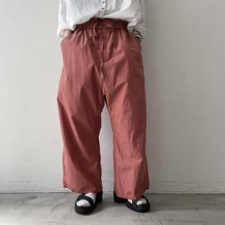 ALBUM DI FAMIGLIA<br> WIDESHORT  TROUSERS TC / Coral<img class='new_mark_img2' src='https://img.shop-pro.jp/img/new/icons64.gif' style='border:none;display:inline;margin:0px;padding:0px;width:auto;' />