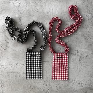 R&D.M.Co-<br> GINGHAM CHECK FRILL SHOULDER POCHETTE<img class='new_mark_img2' src='https://img.shop-pro.jp/img/new/icons64.gif' style='border:none;display:inline;margin:0px;padding:0px;width:auto;' />