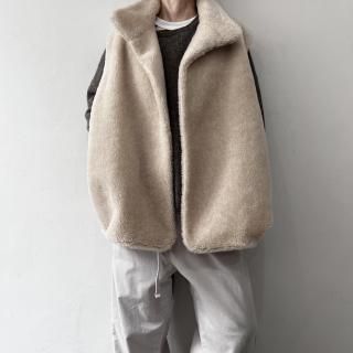 TOUJOURSHigh Neck Over Vest (Oversized Vest)<img class='new_mark_img2' src='https://img.shop-pro.jp/img/new/icons64.gif' style='border:none;display:inline;margin:0px;padding:0px;width:auto;' />