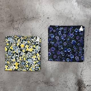 R&D.M.Co- PANSY LINEN HANDTERCHIEF<img class='new_mark_img2' src='https://img.shop-pro.jp/img/new/icons64.gif' style='border:none;display:inline;margin:0px;padding:0px;width:auto;' />
