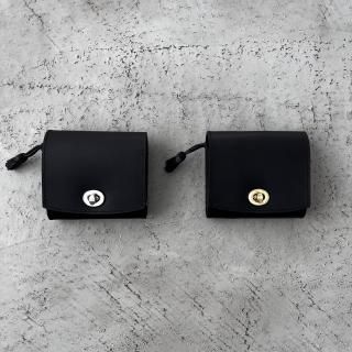 R&D.M.Co- <br> SMALL TWIST LOCK WALLET<img class='new_mark_img2' src='https://img.shop-pro.jp/img/new/icons64.gif' style='border:none;display:inline;margin:0px;padding:0px;width:auto;' />