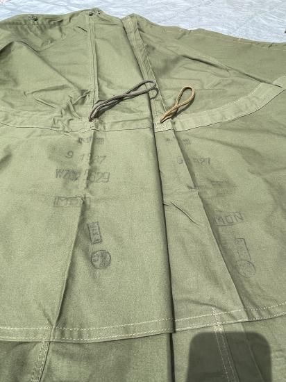 ポーランド軍 87年製 ポンチョテント 軍幕 サイズ2 (Dead Stock ポーランド軍 87年製 ポンチョテント 軍幕 サイズ2 (Dead Stock