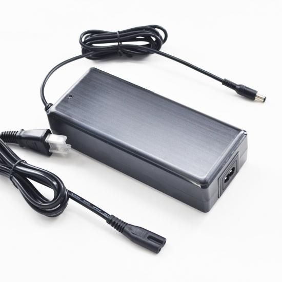 スイッチング式ACアダプター 24V 5A 最大出力120W - AC スイッチング式ACアダプター 24V 5A 最大出力120W - AC