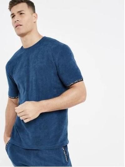 ジェイムソンカーター 半袖tシャツ ハーフパンツ セットアップ 通販 ブルー ブランドロゴ刺繍入り 高品質なタオル地 ハンドポケット付き ジェイムソンカーター 半袖tシャツ ハーフパンツ セットアップ 通販 ブルー ブランドロゴ刺繍入り 高品質なタオル地 ハンドポケット付き