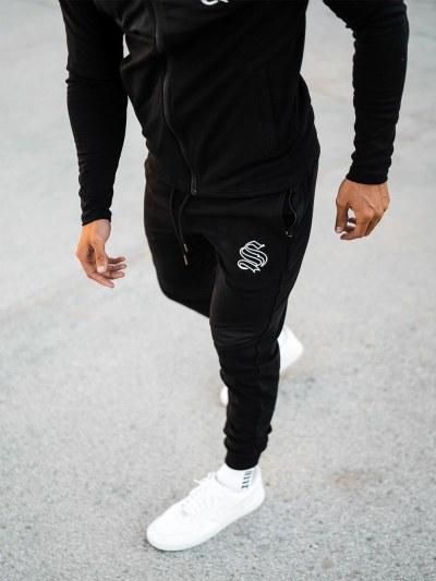 シナーズアタイア ハイブリッド フーディ&ジョガー セットアップ