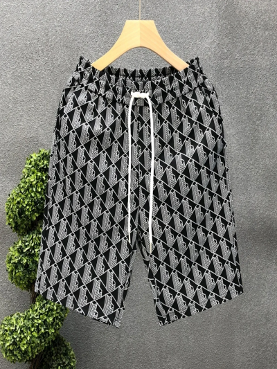 KS1 日本未入荷 オシャレ メンズ ポケット付き ショートパンツ 総柄 ブラック/カーキ
