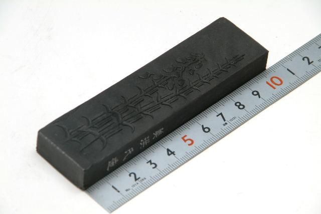 胡麻油煙墨 伊勢5丁型 | 鈴鹿墨 亀游庵