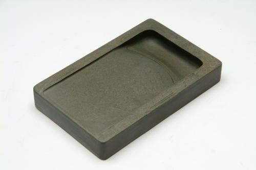 水坑 歙州 善魚黄魚子紋硯 (善は偏が魚) 7インチ - 書道用具専門 水坑 歙州 善魚黄魚子紋硯 (善は偏が魚) 7インチ - 書道用具専門
