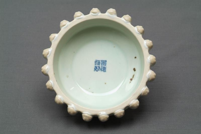 陶硯 青磁多足円硯 景徳鎮 - 書道用具専門店 西本皆文堂